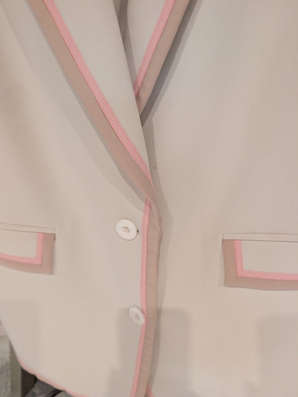 Alice + Olivia Cream Blazer with Pink and Tan Trim - Picture 3 of 6